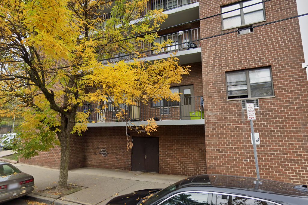 Villa Victoria Apts.