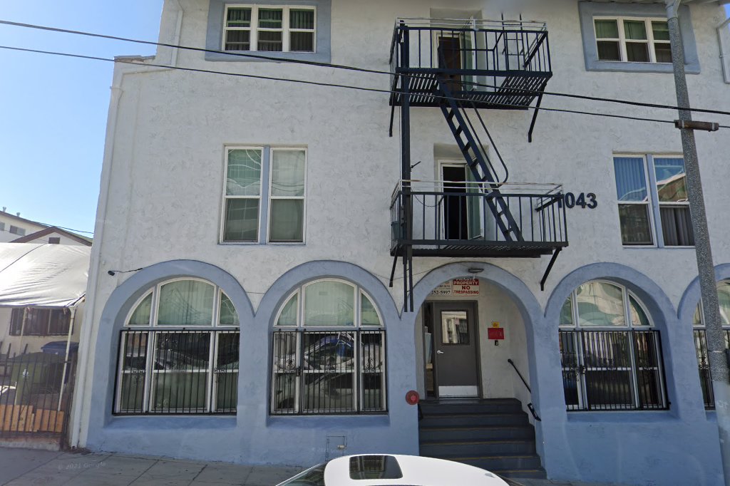 Columbia Apts