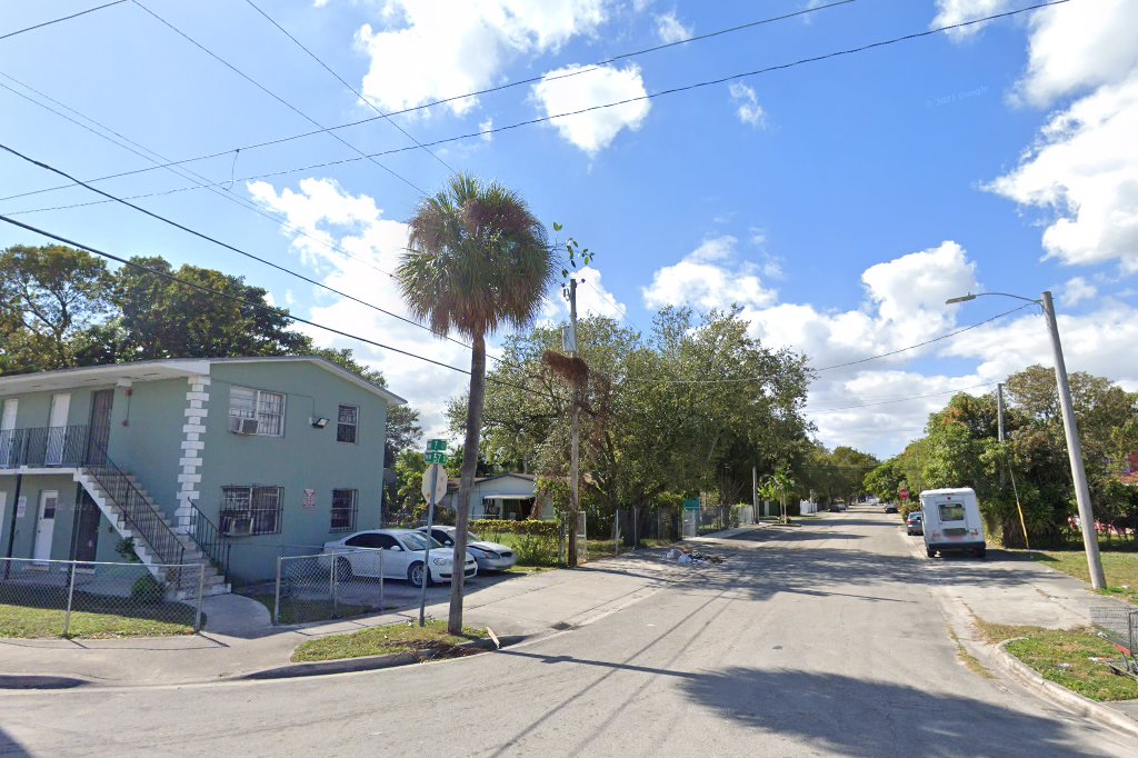 Blue Lagoon Apartments