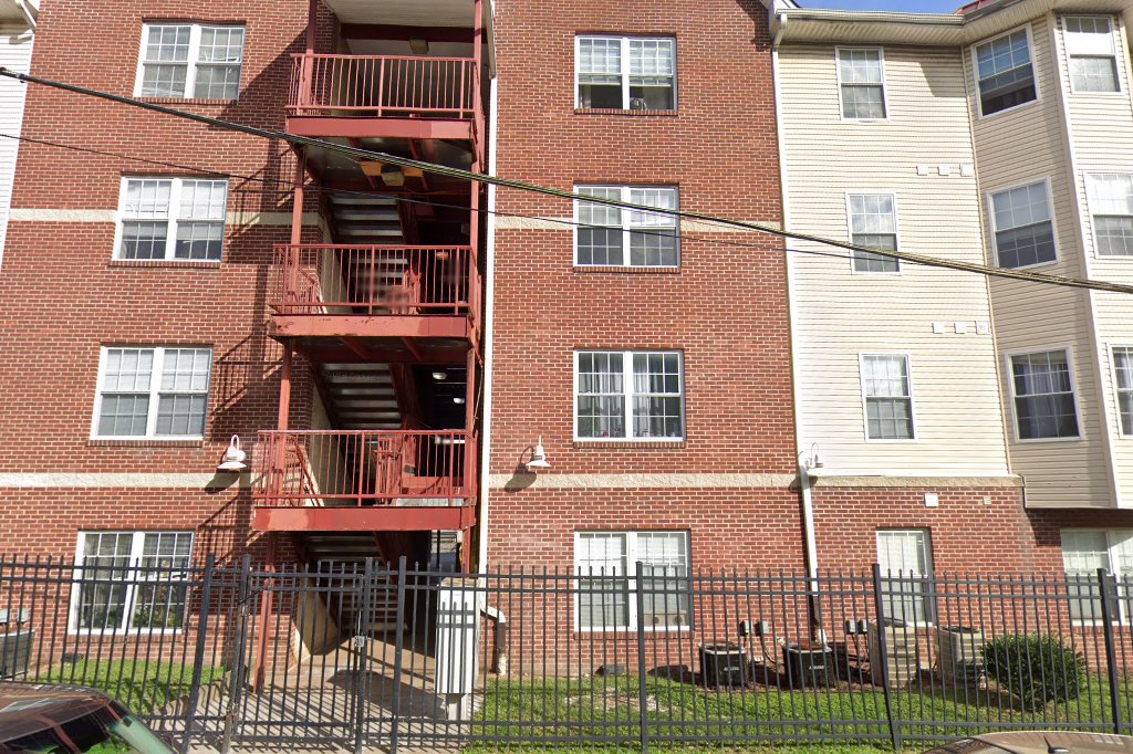 Quaker Village Apartments