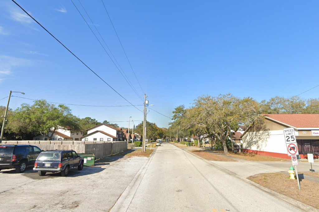 Breezway Villas Apartments