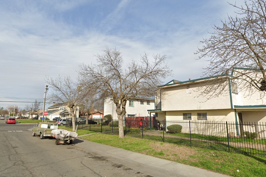 Grand Ave Villa