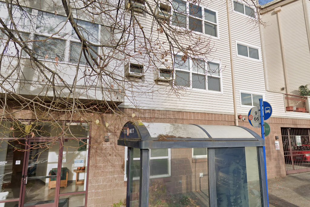 Powell Blvd Apartments