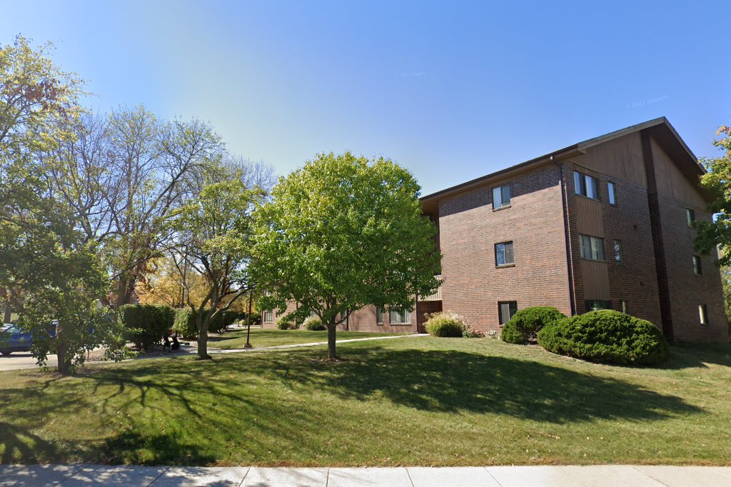 Keystone And Stonehaven Apartments