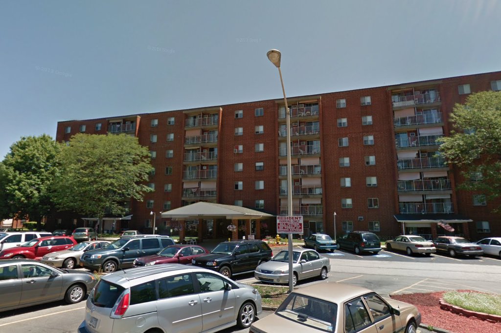 Thomas Campbell Apartments