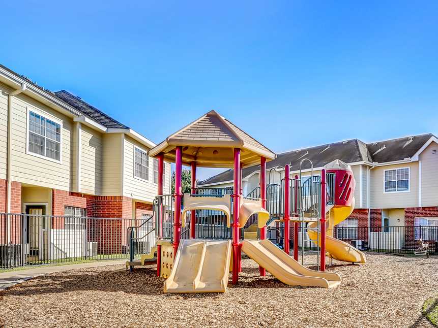 Plum Creek Townhomes