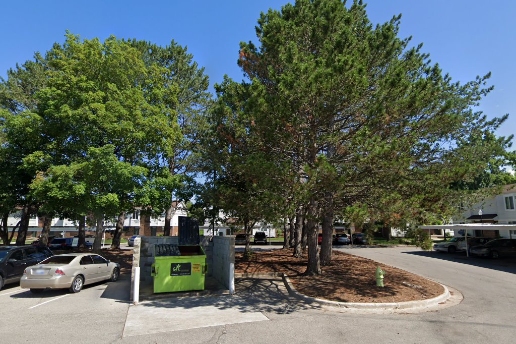 Northfield Center Apartments