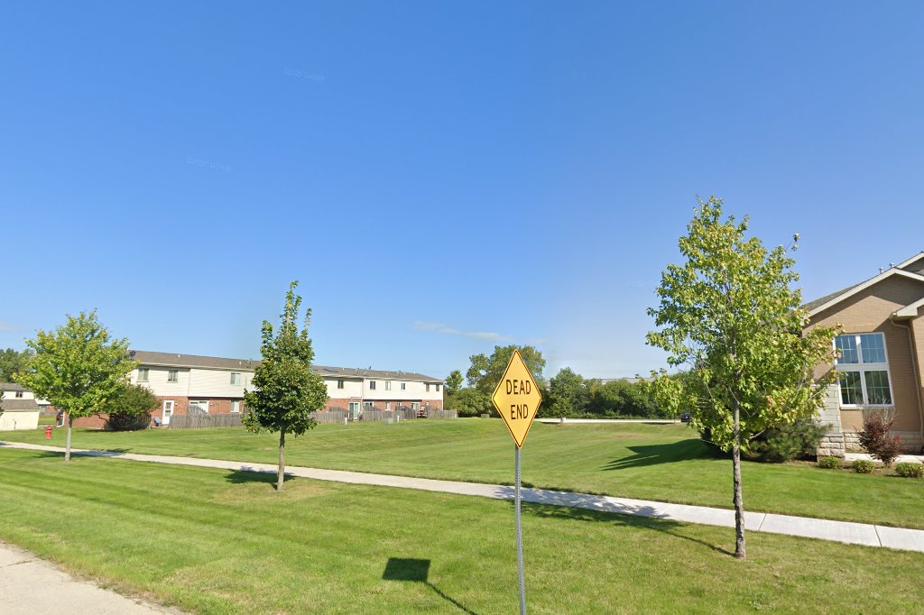Mound Road Apartments