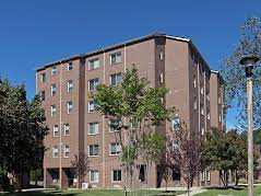 Lakeside Apartments