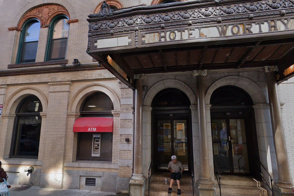 Hotel Worthy