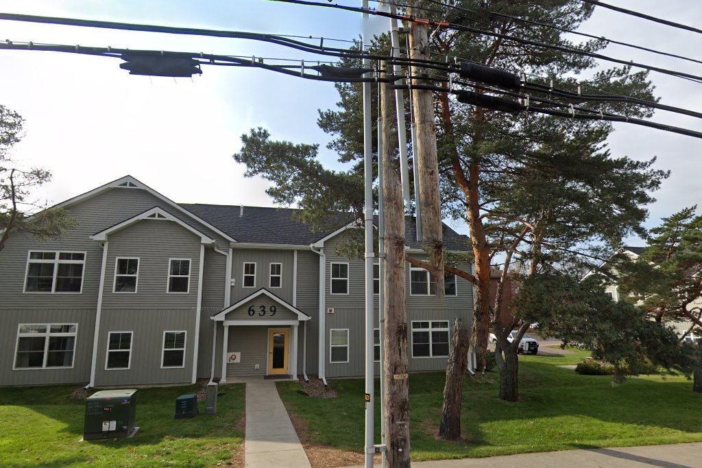 Country Park Apartments