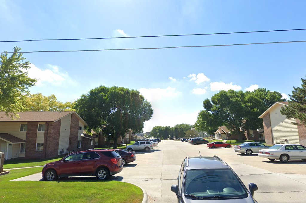Woodwinds Apartments