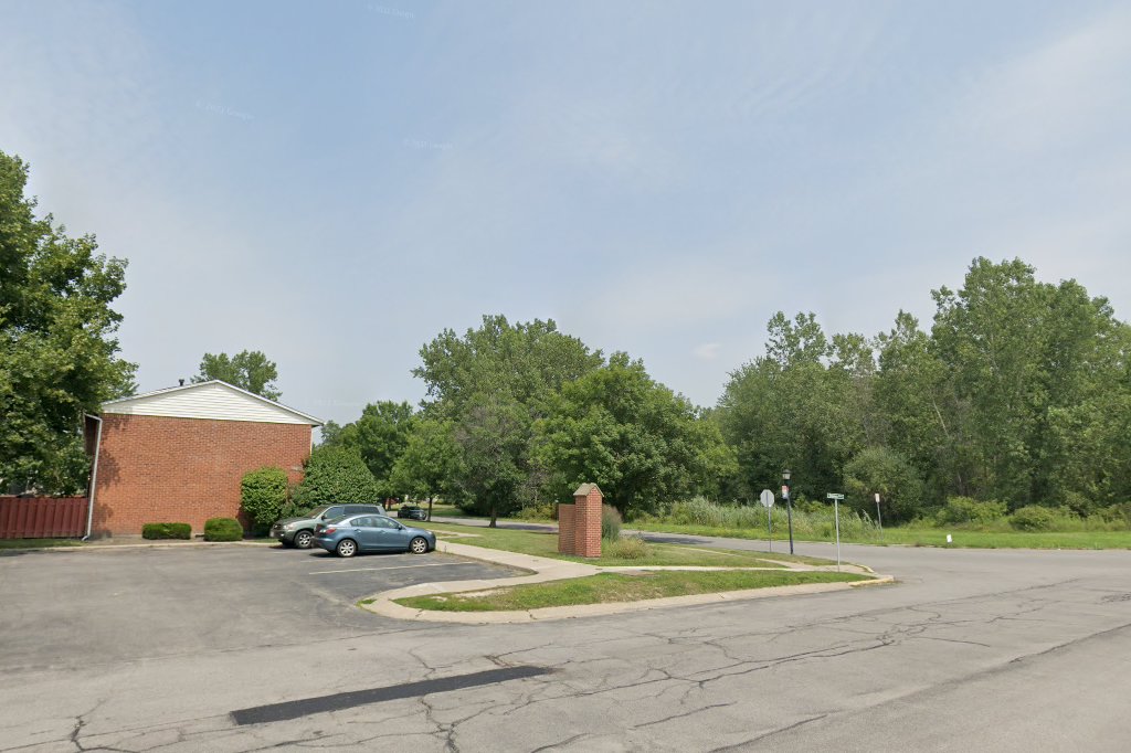 Sutton Place Apts