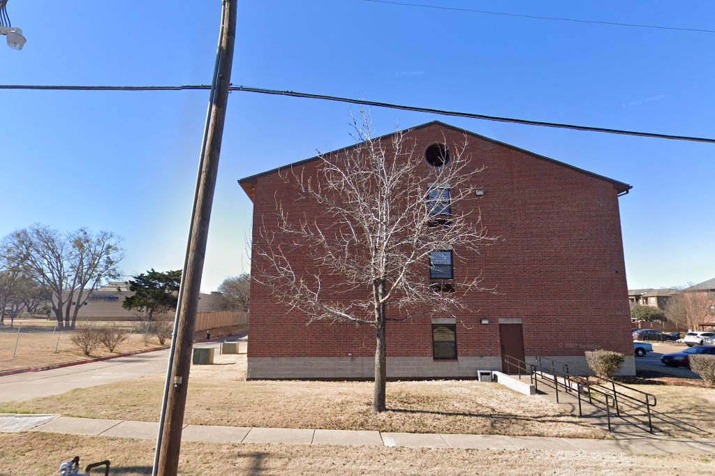 Crescent Manor Apartments for Seniors