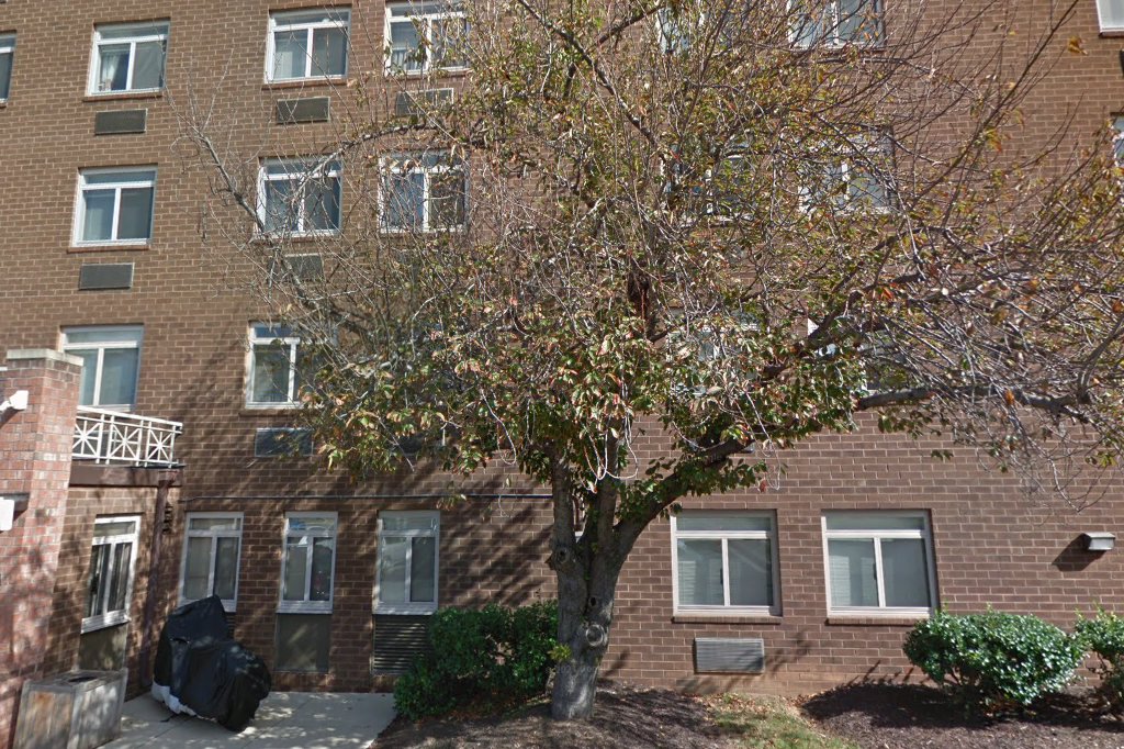 Manhattan Park Apts