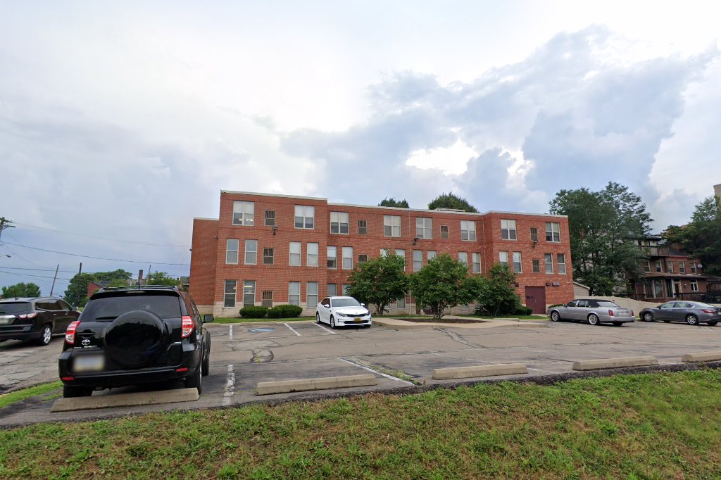 Page Place Apts.