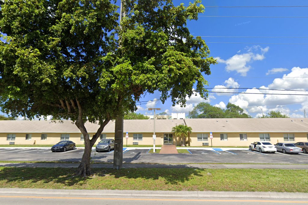 Lock Towns Ind Lvg Apts.