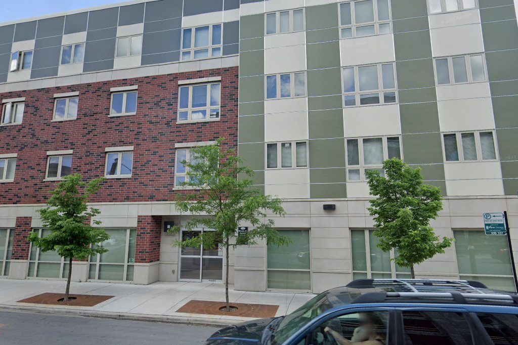 Milwaukee Avenue Apartments