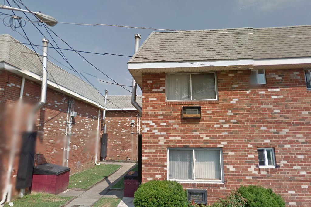 Beacon Place Apts