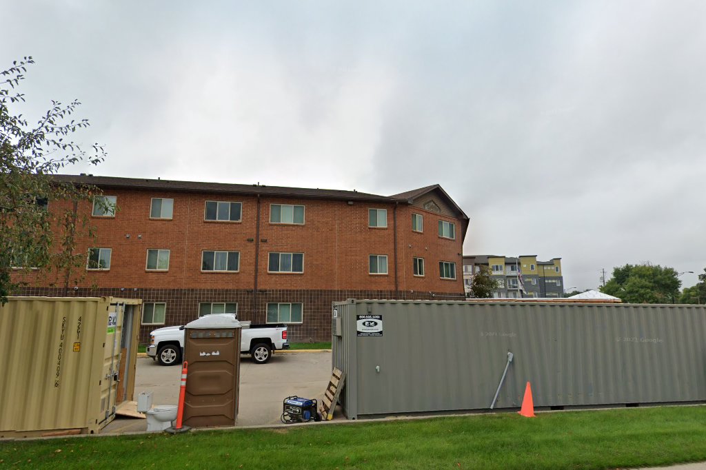 Ahepa 192 Apartments