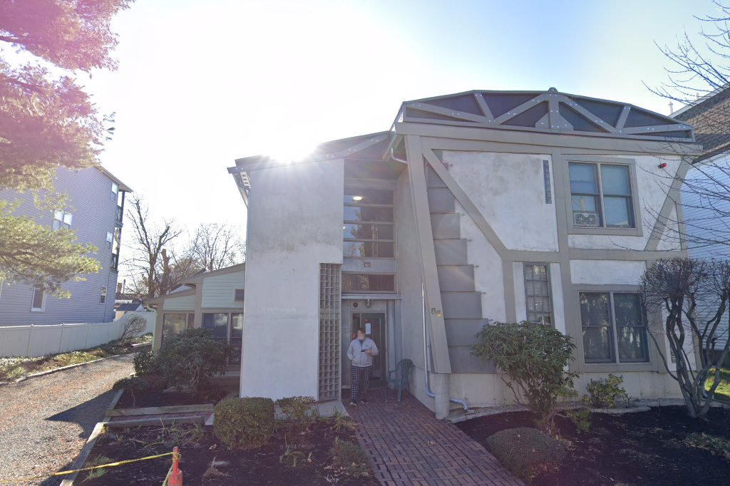 Pearl Street House