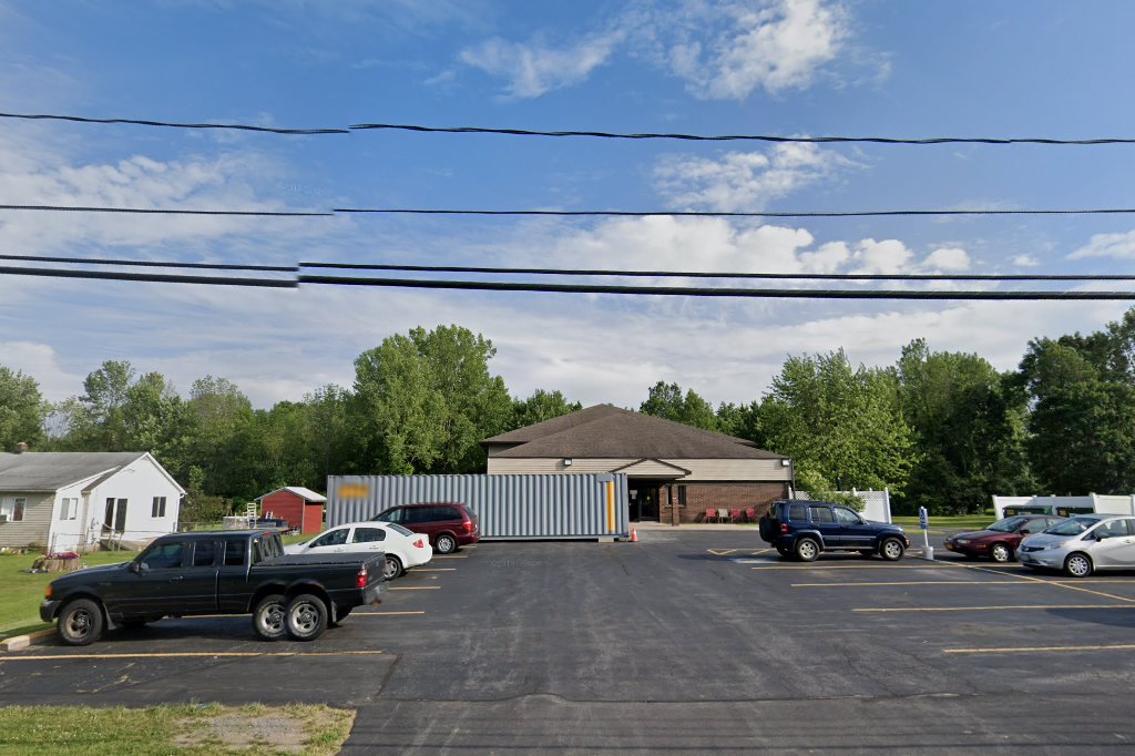 Long Manor Apts.