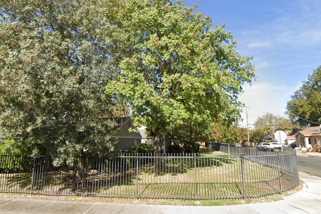 Forrest Palms Senior Center - Sacramento