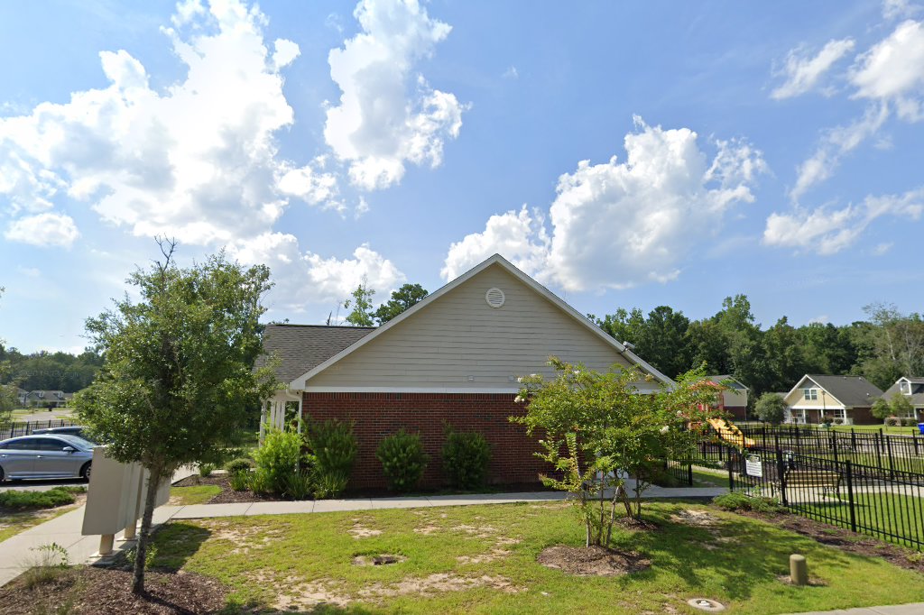 Oak Hollow