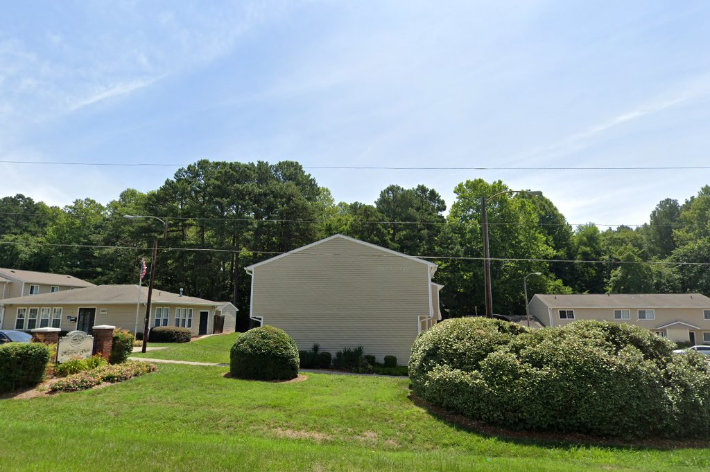 Highland Green  Apartments