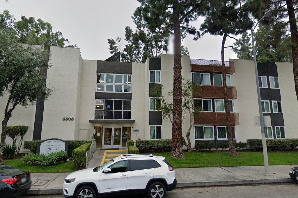 Reseda Park Apts