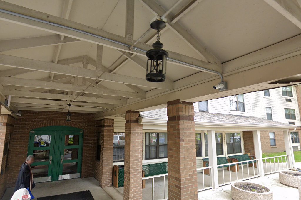 Goodwin Plaza Apartments