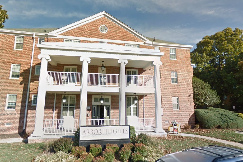 Arbor Heights Apartments