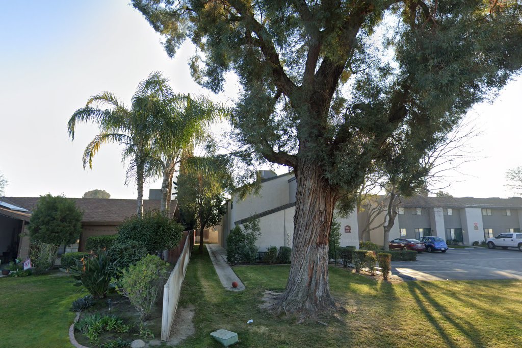 Summerfield Place Apartments
