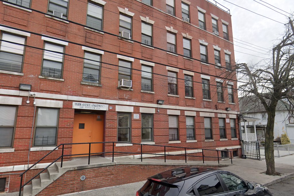 Union Avenue Apartment