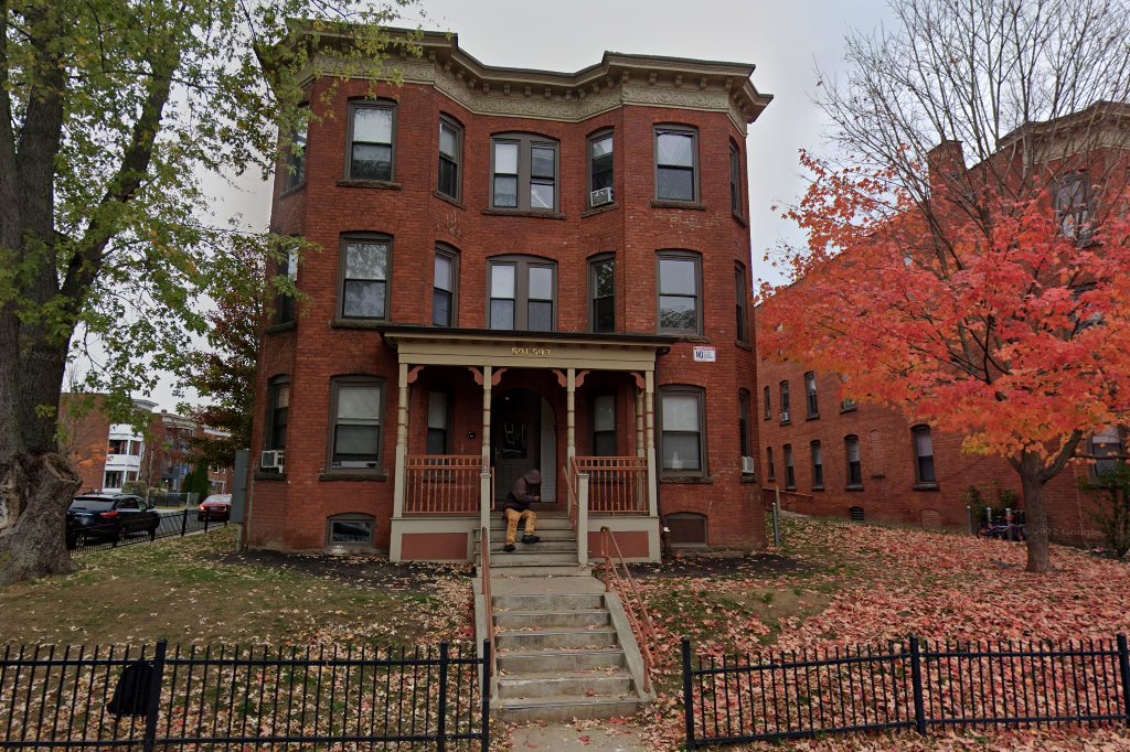 Brick Hollow Apartments