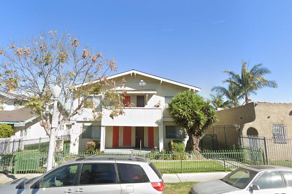39Th Place Apartments