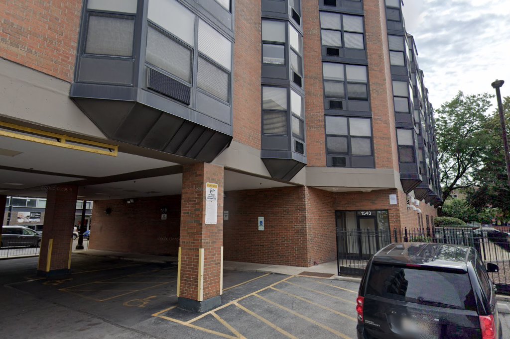 Fullerton Court Apartments