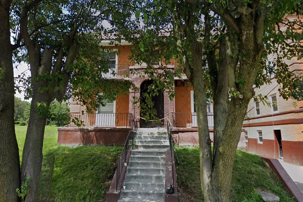 Cambridge House Apartments