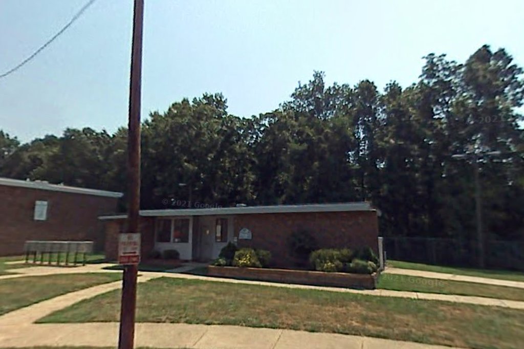 Rolling Hills Apartments