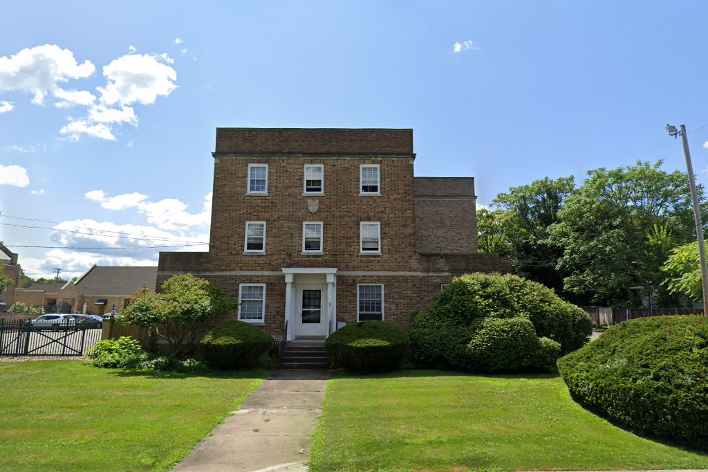 Parkside Manor