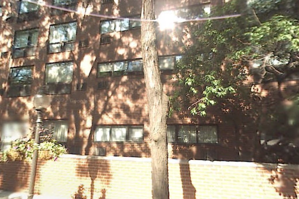 Oaks Dearborn Park Affordable Apartments for Seniors