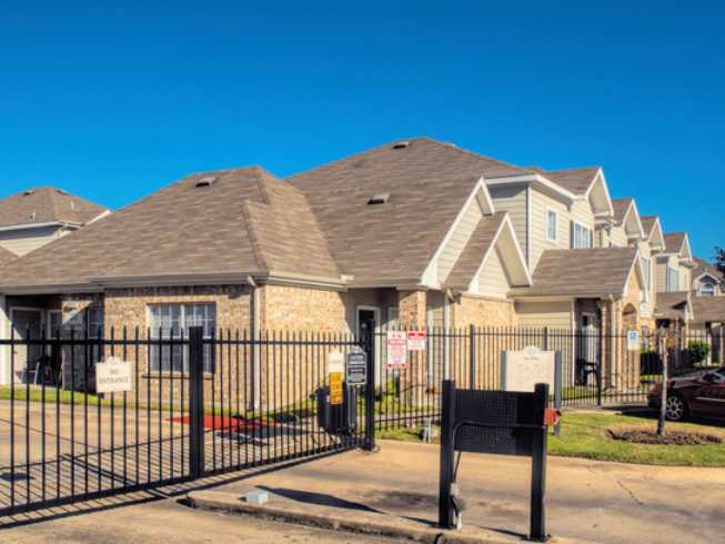 Town Park Townhomes