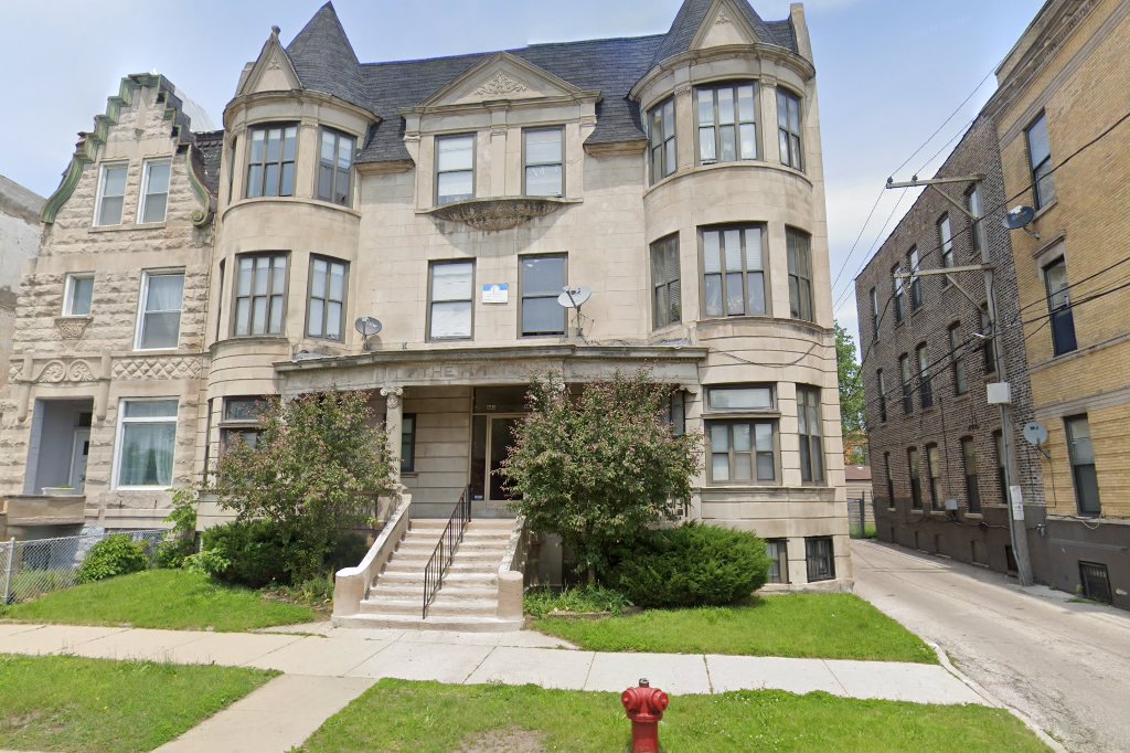 46Th & Vincennes Apartments