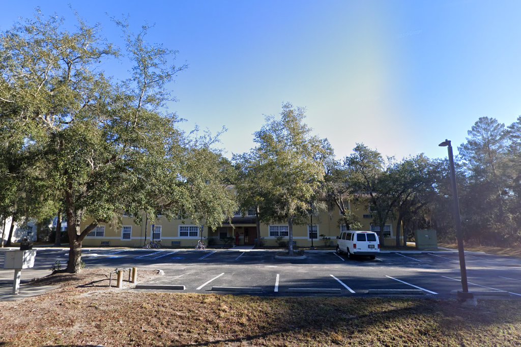 Spring Hill Apartments