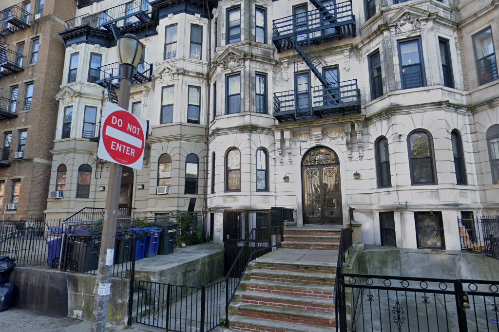 950 St. Marks Ave.