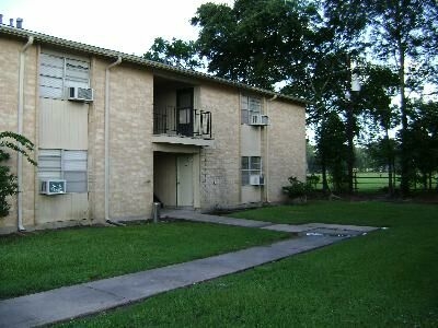 Live Oak Manor Apartments