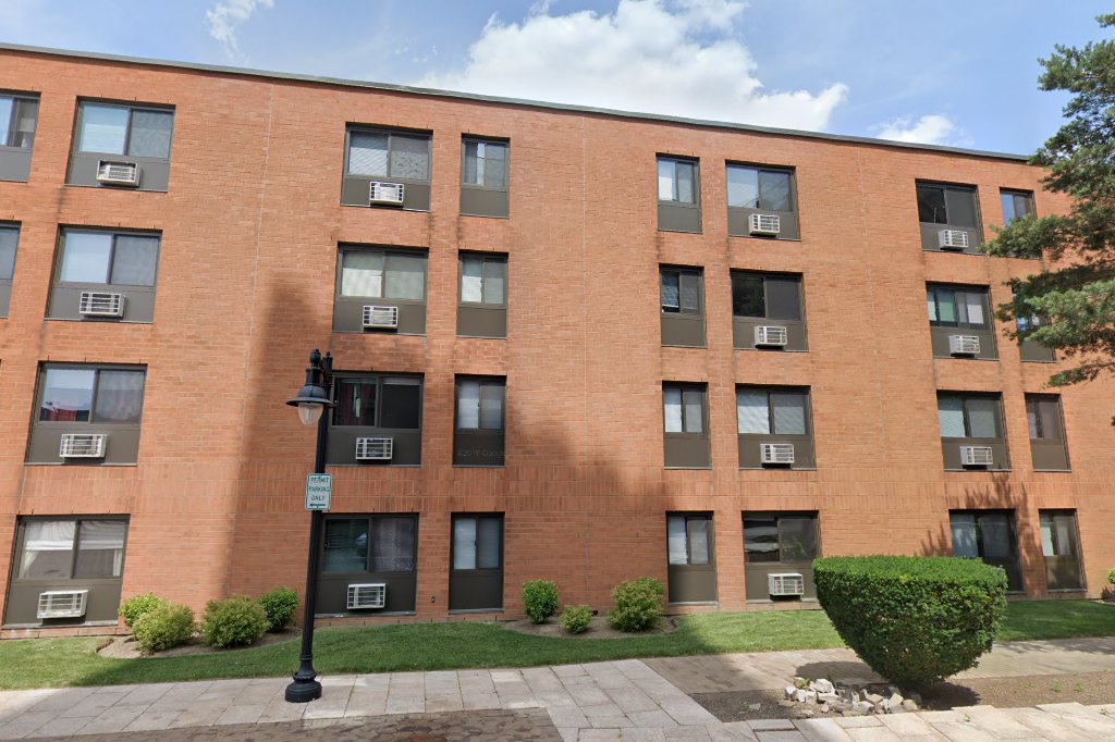 Cathedral Square Apts I