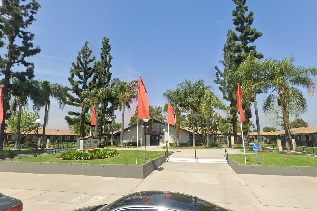 Village Green Apartment Home