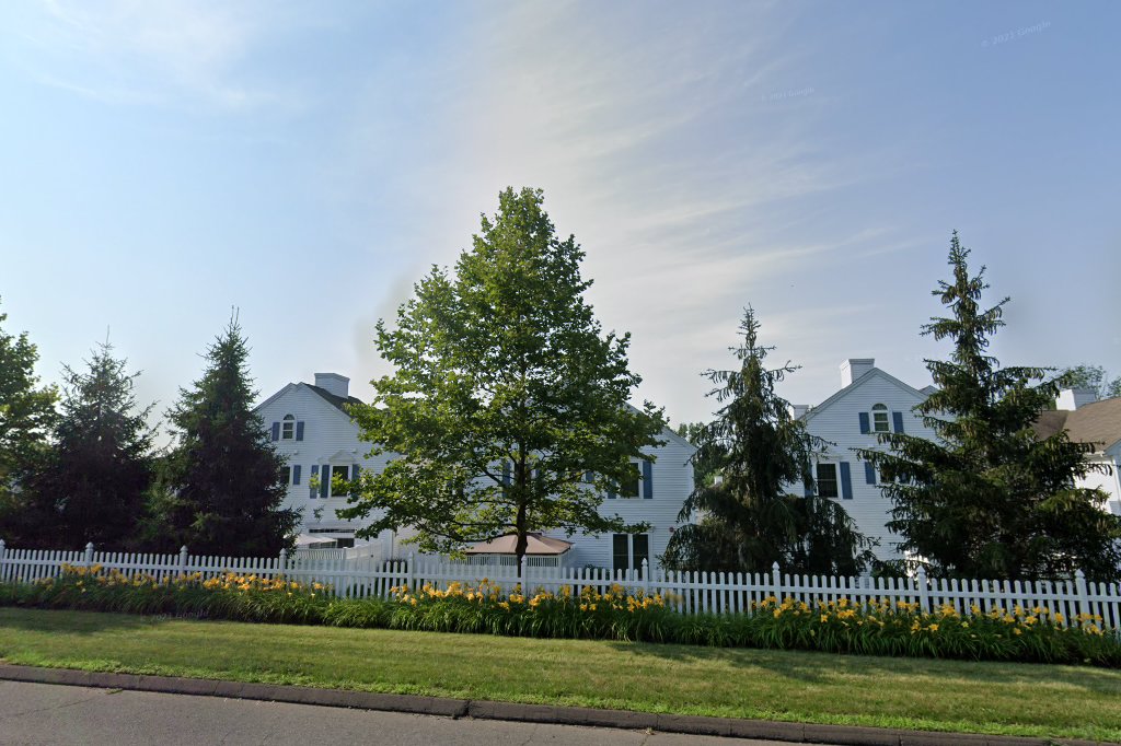Fieldstone Crossing, River's Edge Apartments