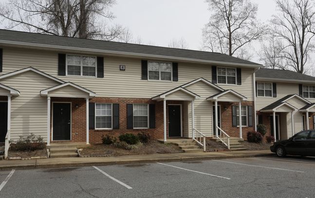 Poplar Creek Apartments - SC